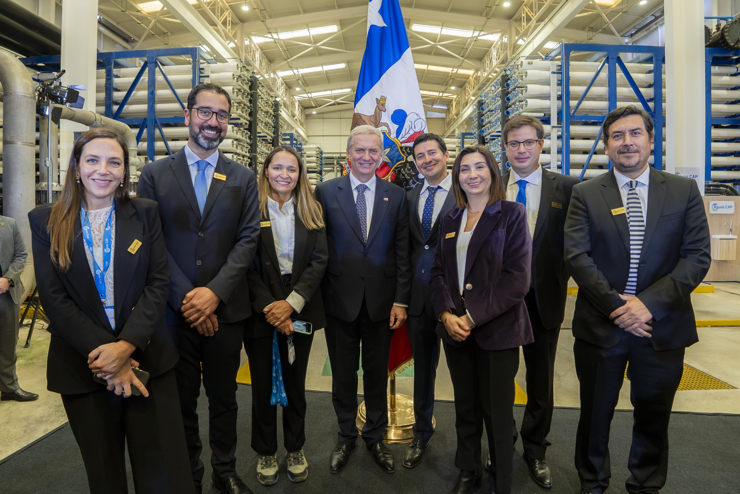 En visita a planta de Aguas CAP en Caldera, Presidente Kast promulga nueva ley de desalación